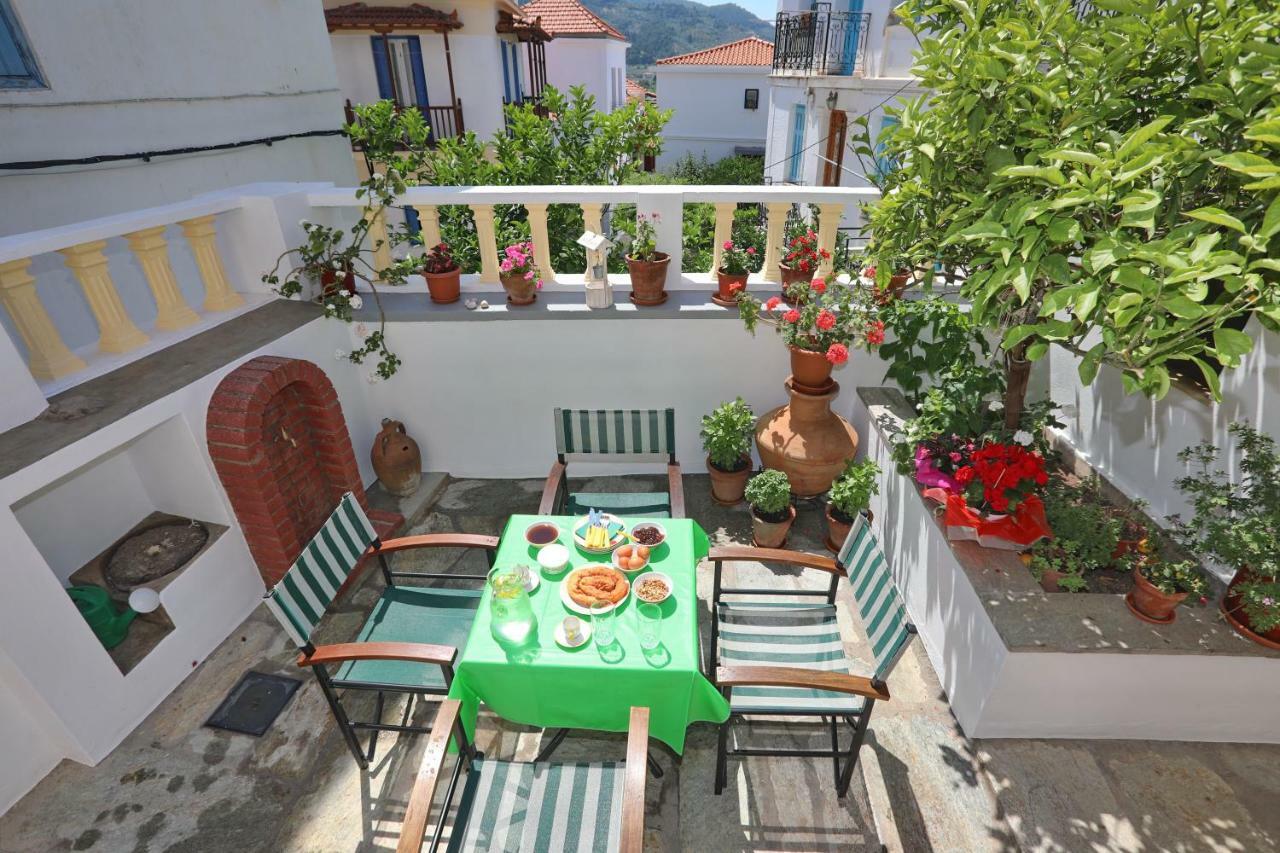 Casa Al Pozzo Villa Szkópelosz Kültér fotó